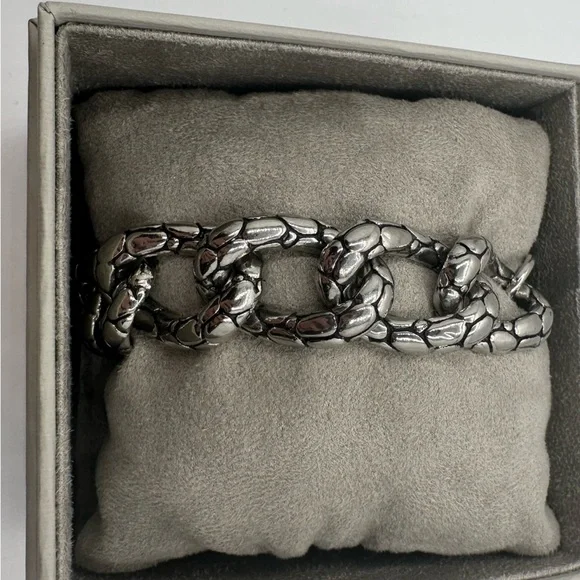 Silver Snakeskin Chain Bracelet - Picture 1 of 6